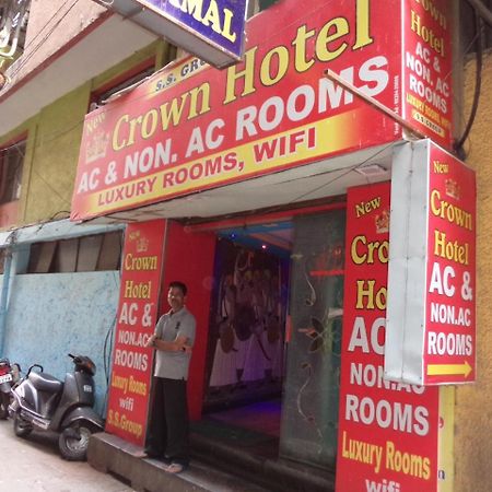 New Crown Hotel インドール エクステリア 写真